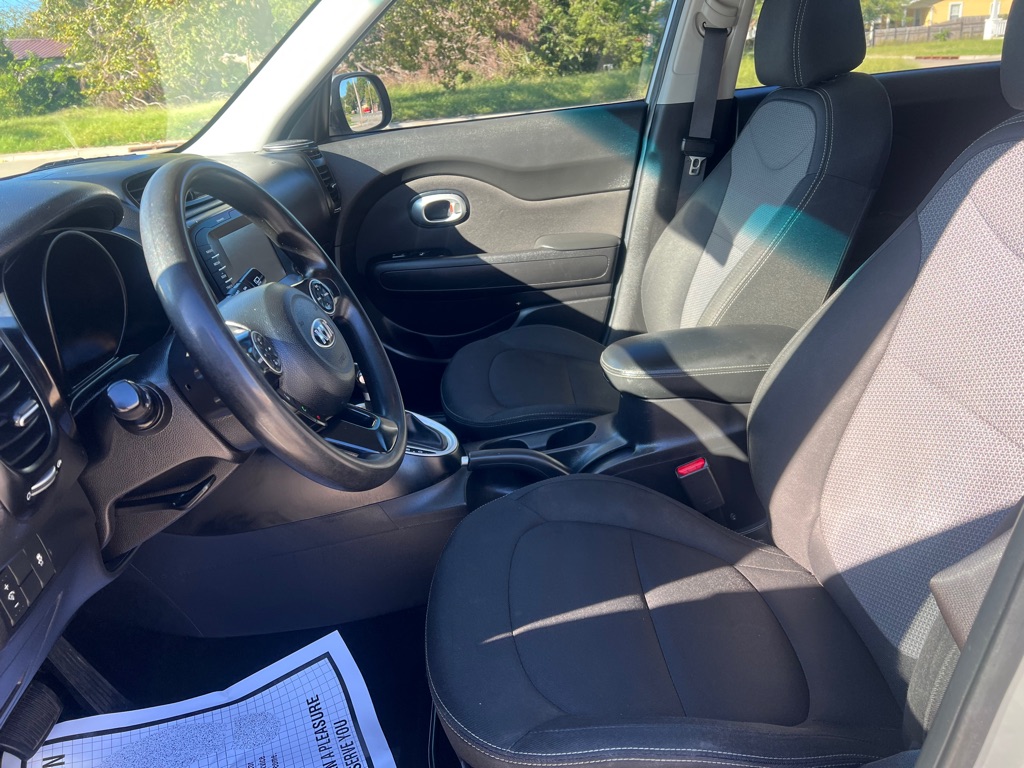 Photo 5 of this KIA SOUL
