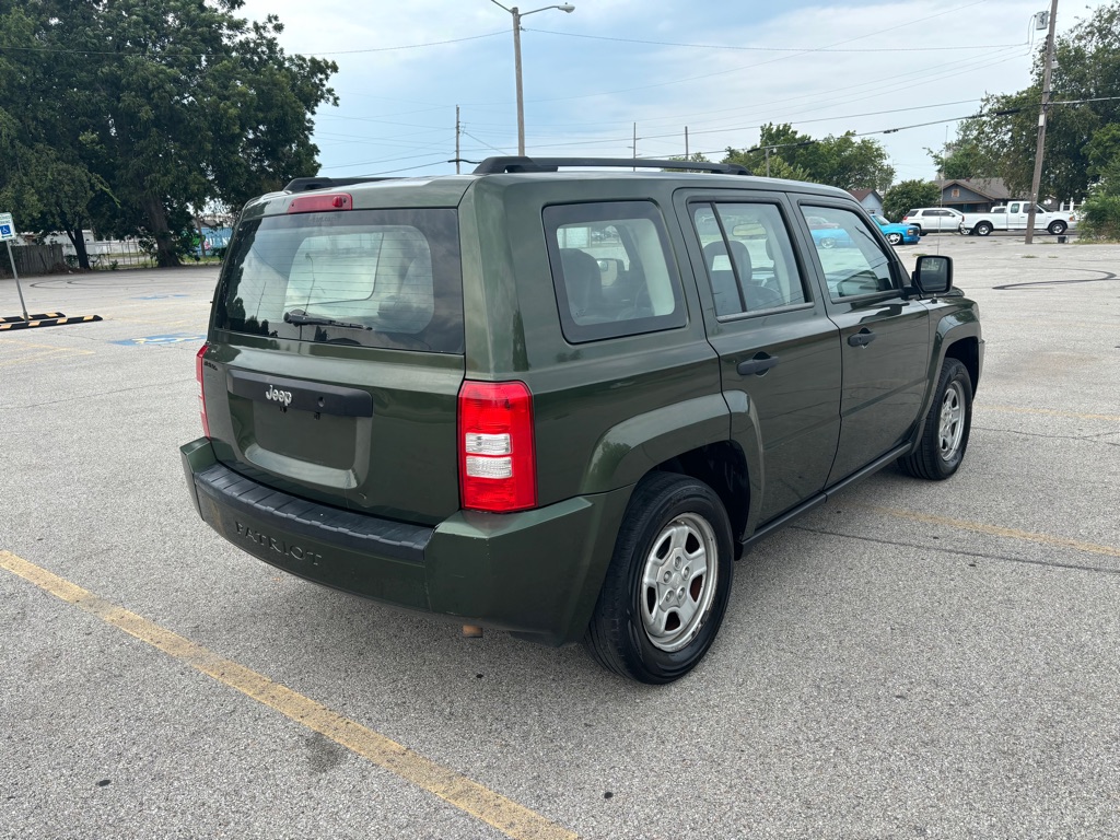 Photo 4 of this JEEP PATRIOT