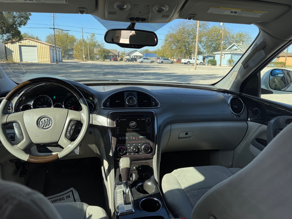 Photo 9 of this BUICK ENCLAVE