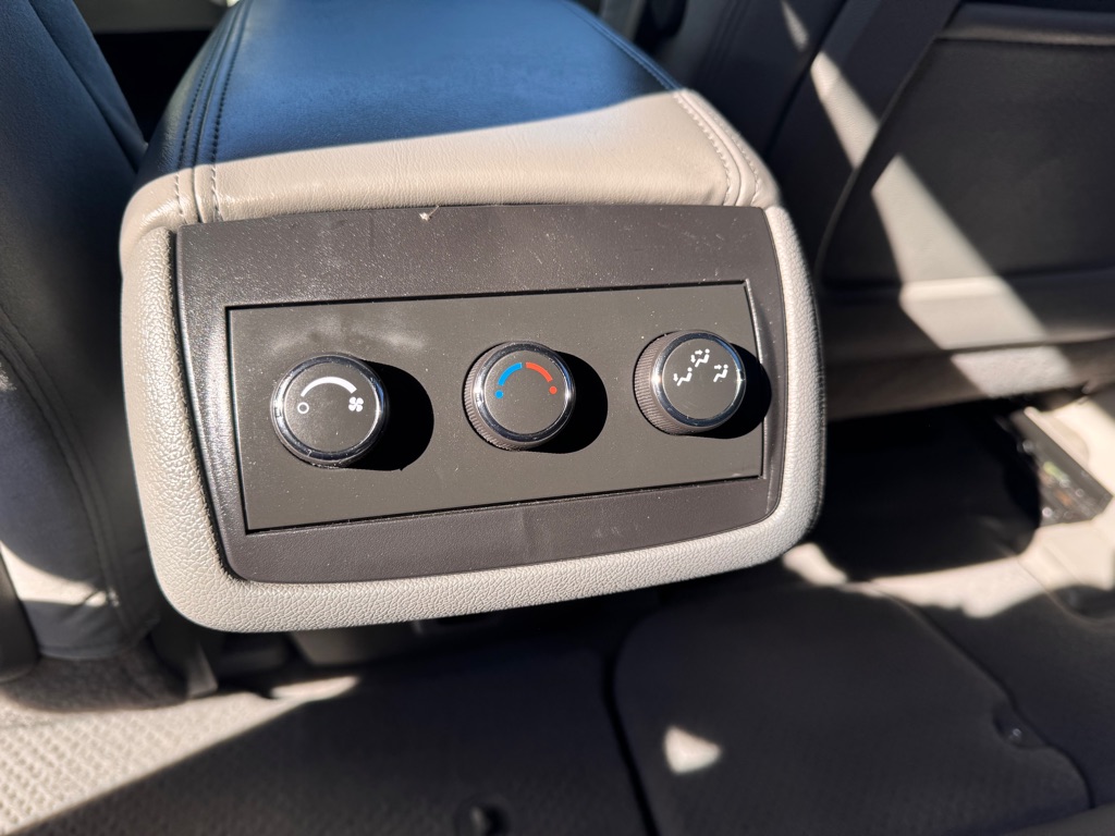 Photo 10 of this BUICK ENCLAVE