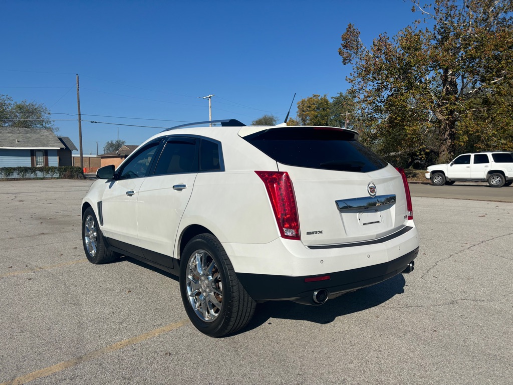 Photo 4 of this CADILLAC SRX