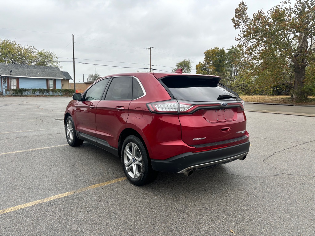 Photo 3 of this FORD EDGE