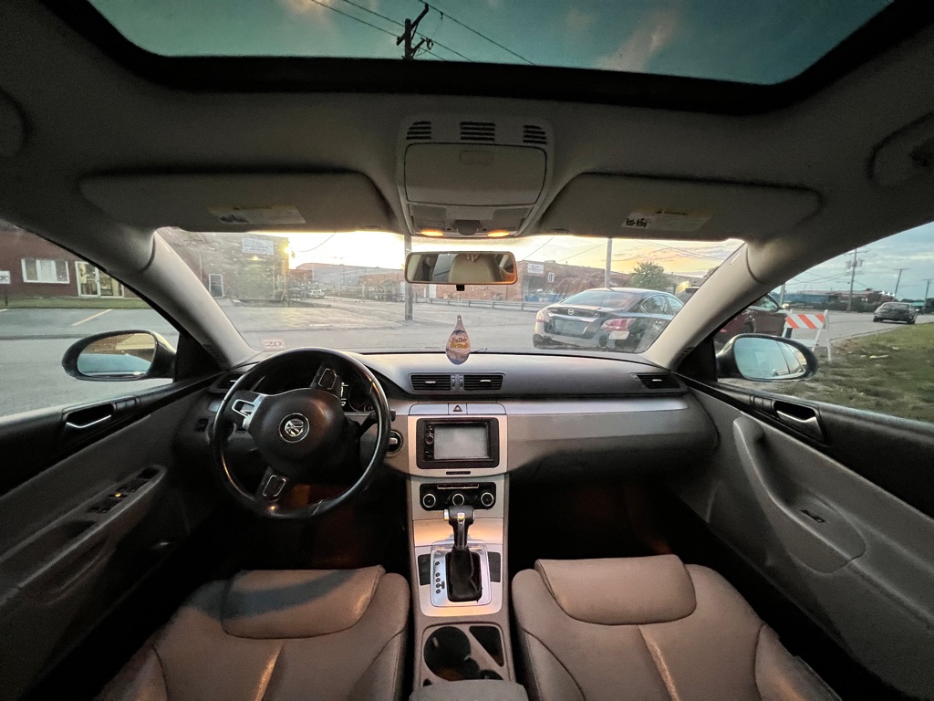 VOLKSWAGEN PASSAT 2010 VOLKSWAGEN PASSAT WVWJK7AN7AE096800