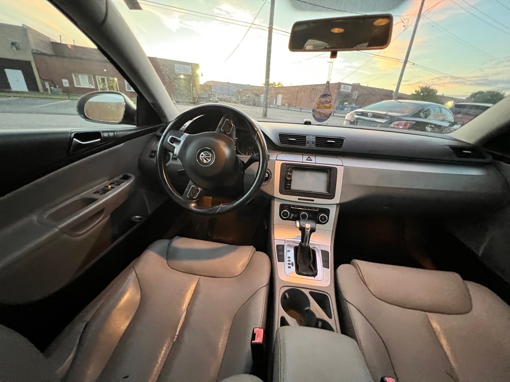 VOLKSWAGEN PASSAT 2010 VOLKSWAGEN PASSAT WVWJK7AN7AE096800