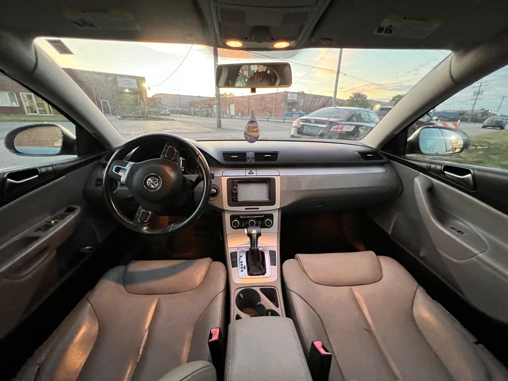 VOLKSWAGEN PASSAT 2010 VOLKSWAGEN PASSAT WVWJK7AN7AE096800