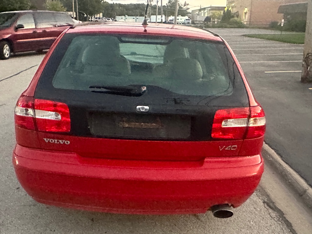 VOLVO V40 2004 VOLVO V40 YV1VW27594F041919