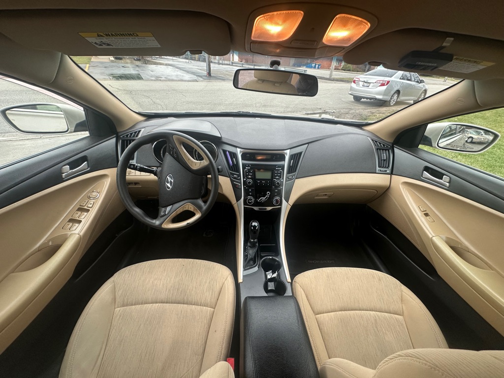 HYUNDAI SONATA 2011 HYUNDAI SONATA 5NPEB4AC8BH011706