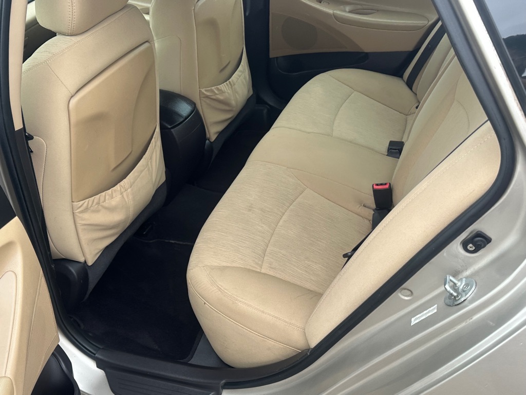 HYUNDAI SONATA 2011 HYUNDAI SONATA 5NPEB4AC8BH011706