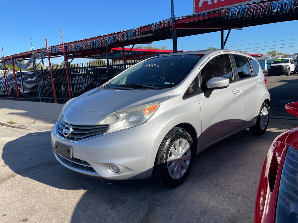 Photo 2 of this NISSAN VERSA NOTE