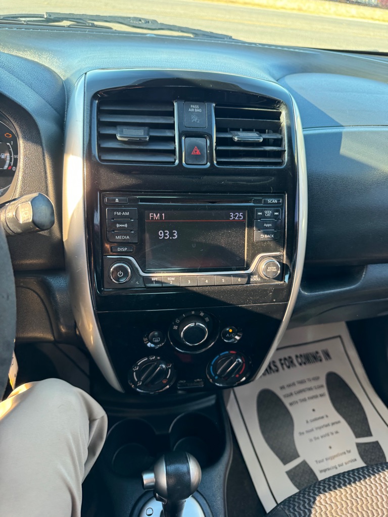 Photo 33 of this NISSAN VERSA NOTE