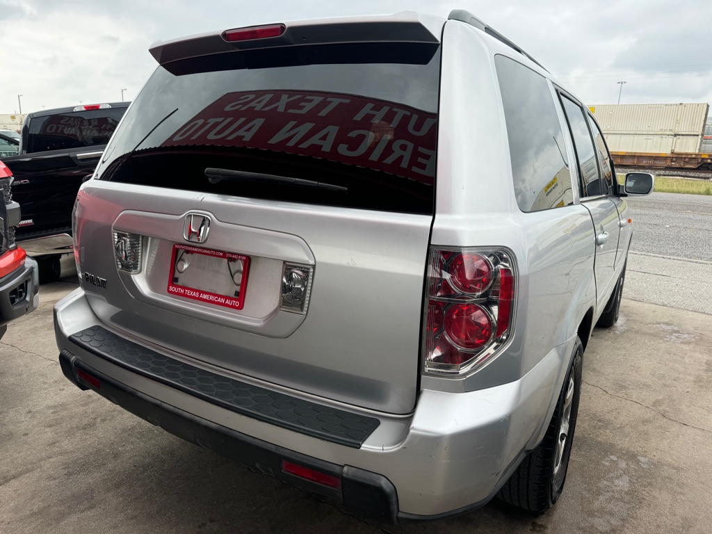 Photo 8 of this HONDA PILOT