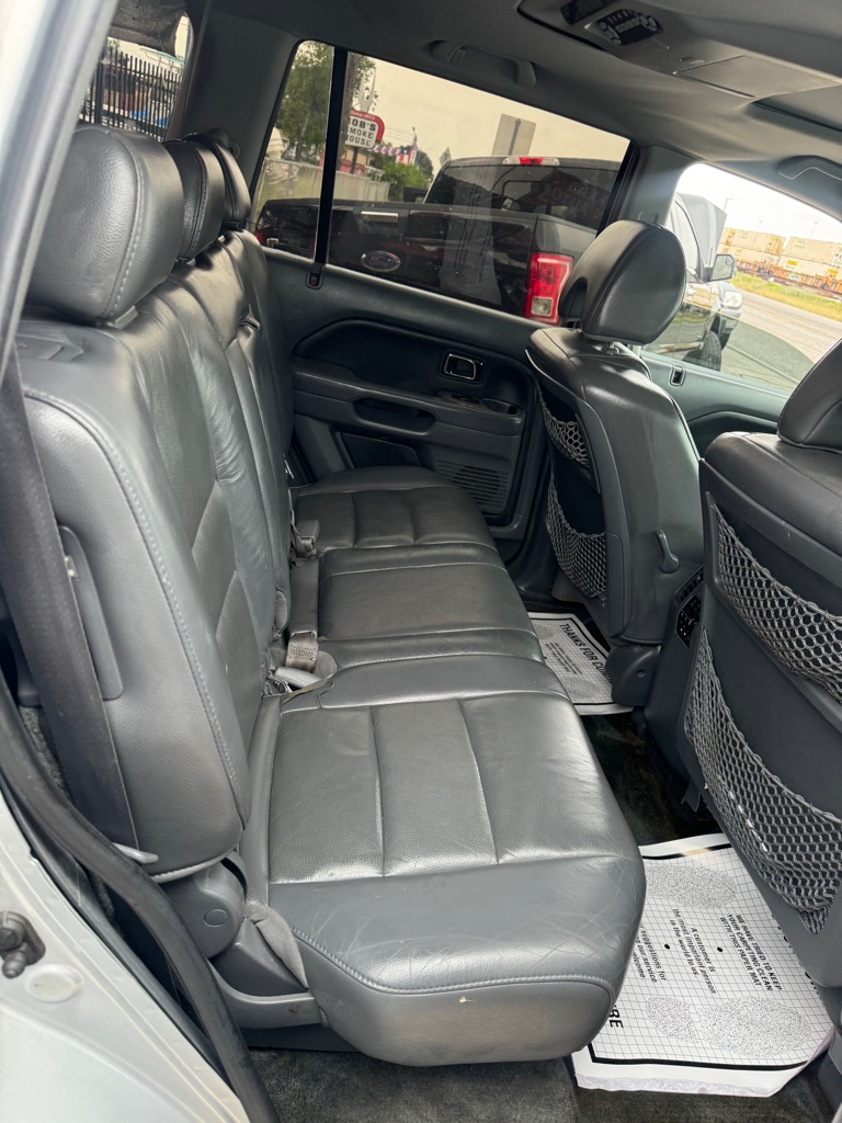 Photo 6 of this HONDA PILOT