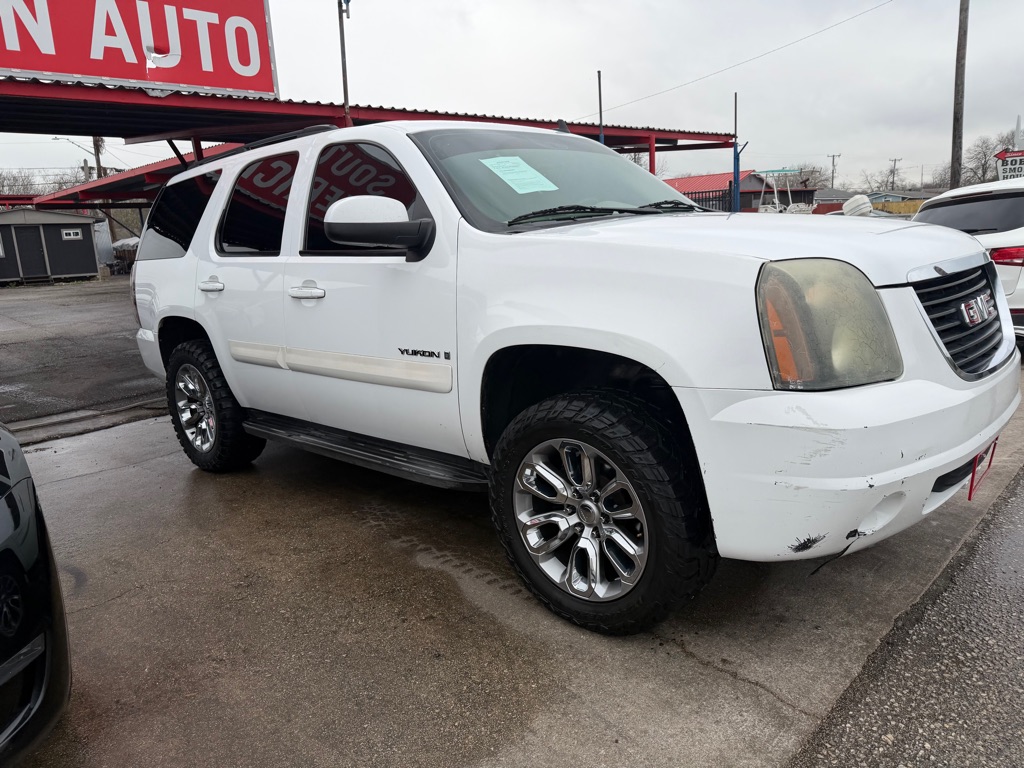 Photo 4 of this GMC YUKON
