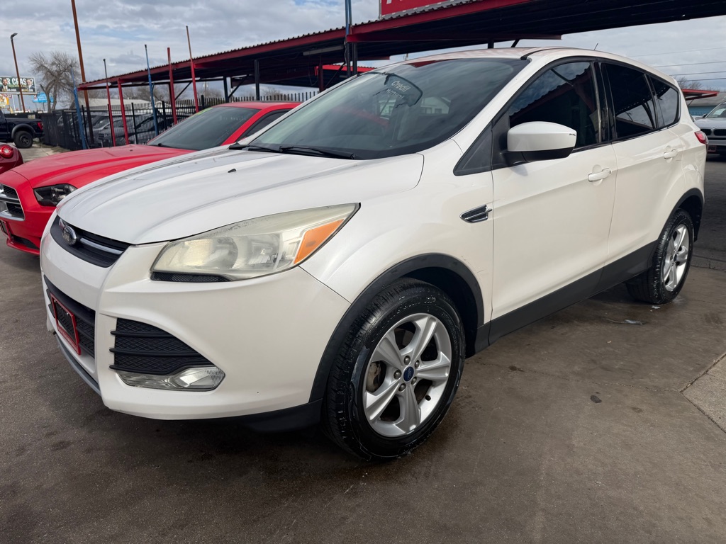 Photo 6 of this FORD ESCAPE