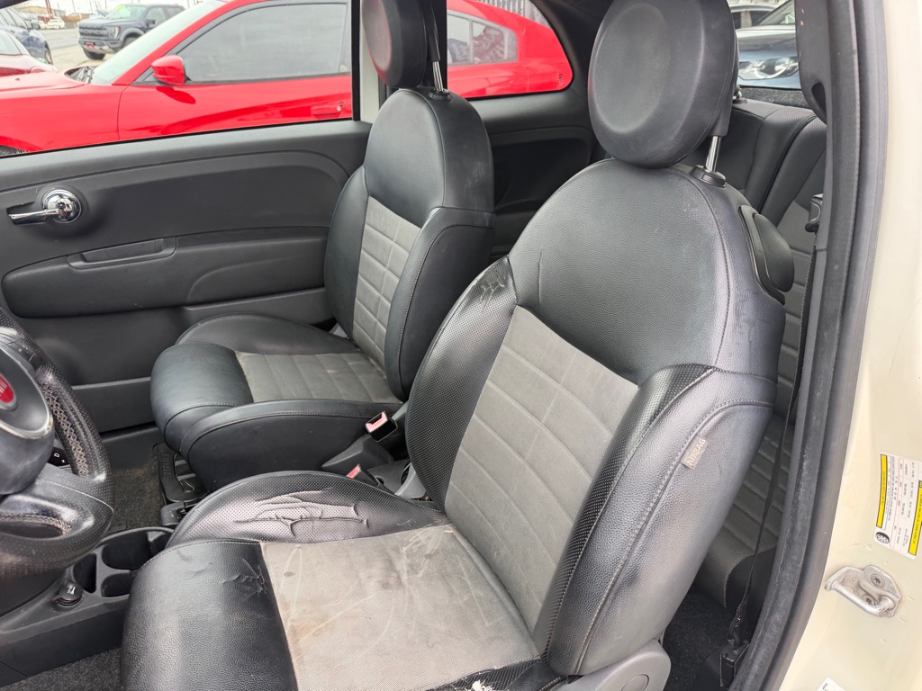 Photo 24 of this FIAT 500
