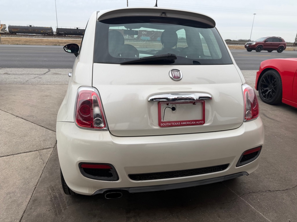 Photo 19 of this FIAT 500