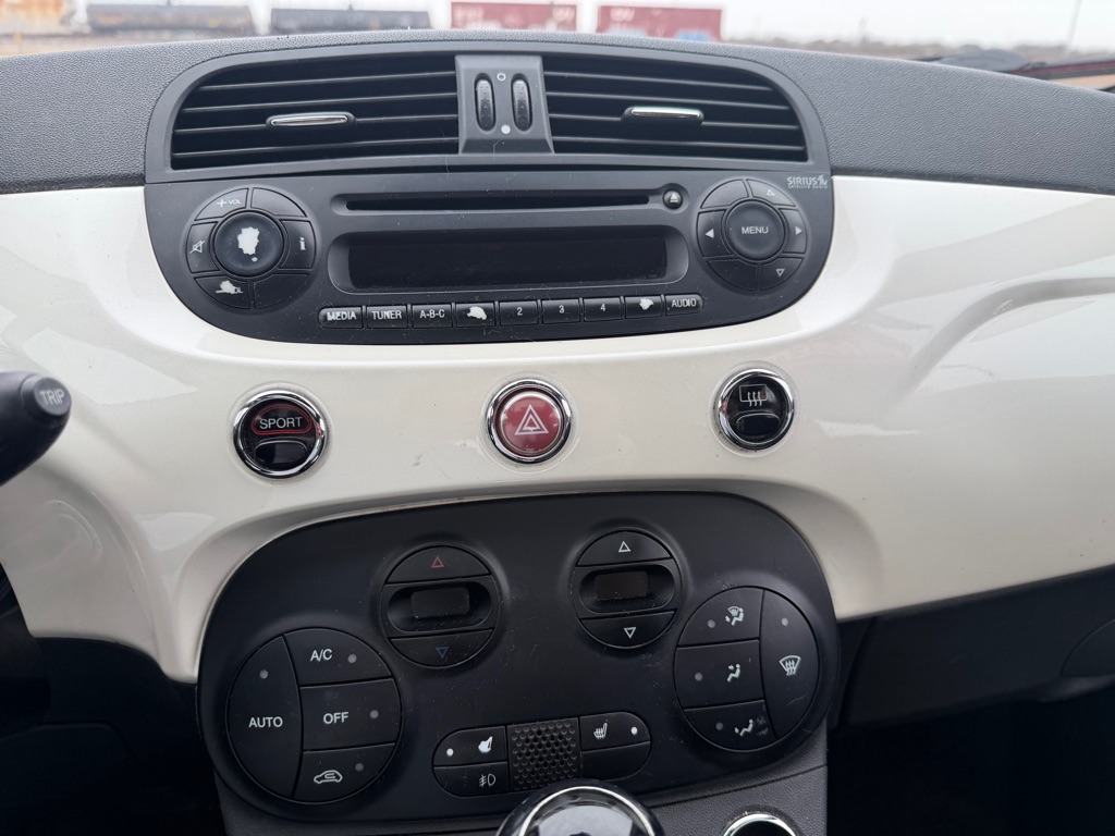 Photo 28 of this FIAT 500