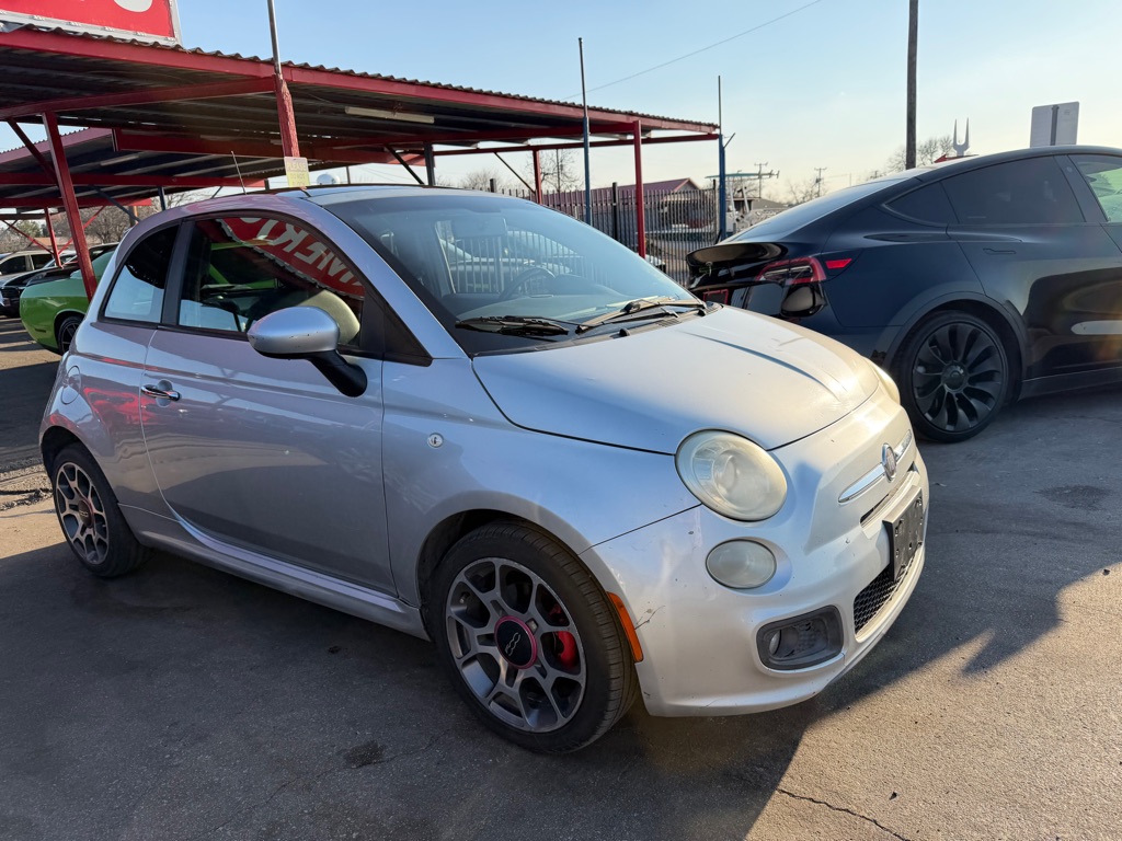 Photo 2 of this FIAT 500