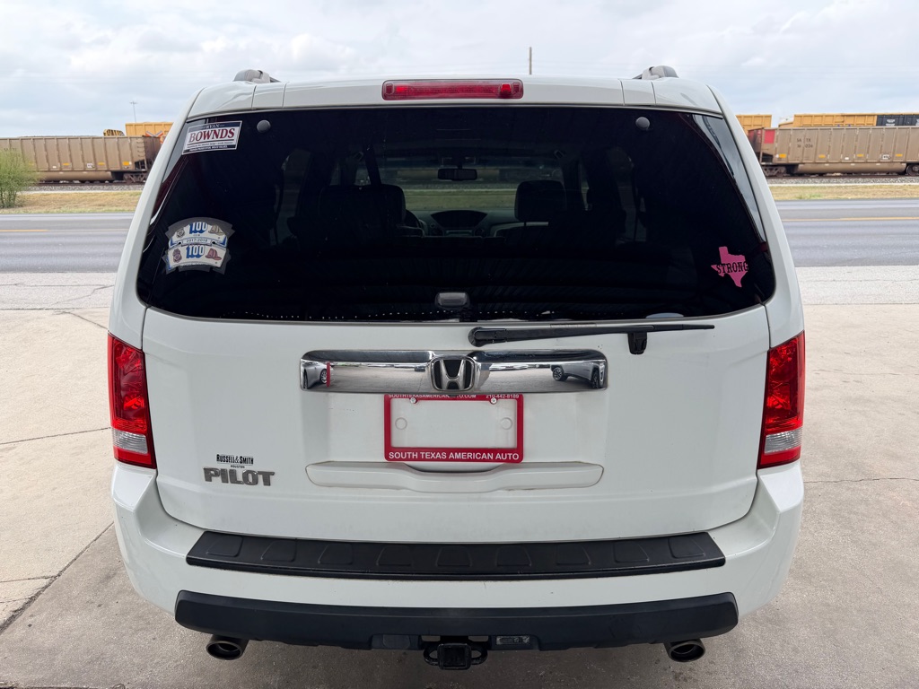 Photo 37 of this HONDA PILOT
