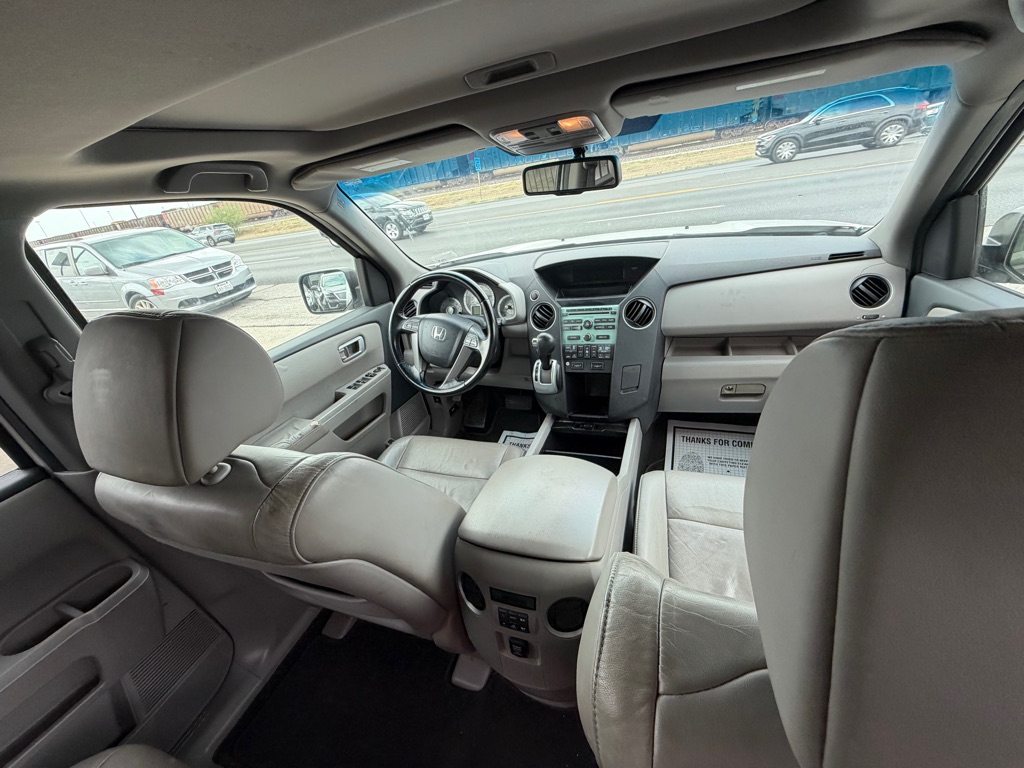 Photo 52 of this HONDA PILOT