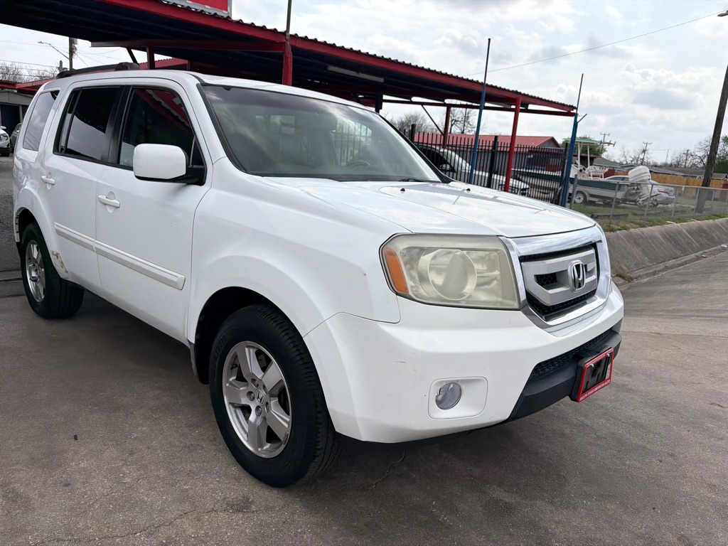 Photo 42 of this HONDA PILOT