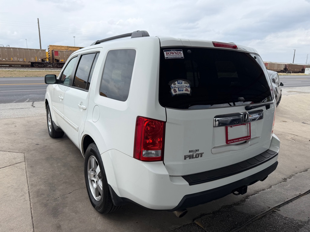 Photo 63 of this HONDA PILOT