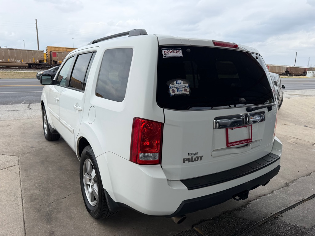 Photo 40 of this HONDA PILOT
