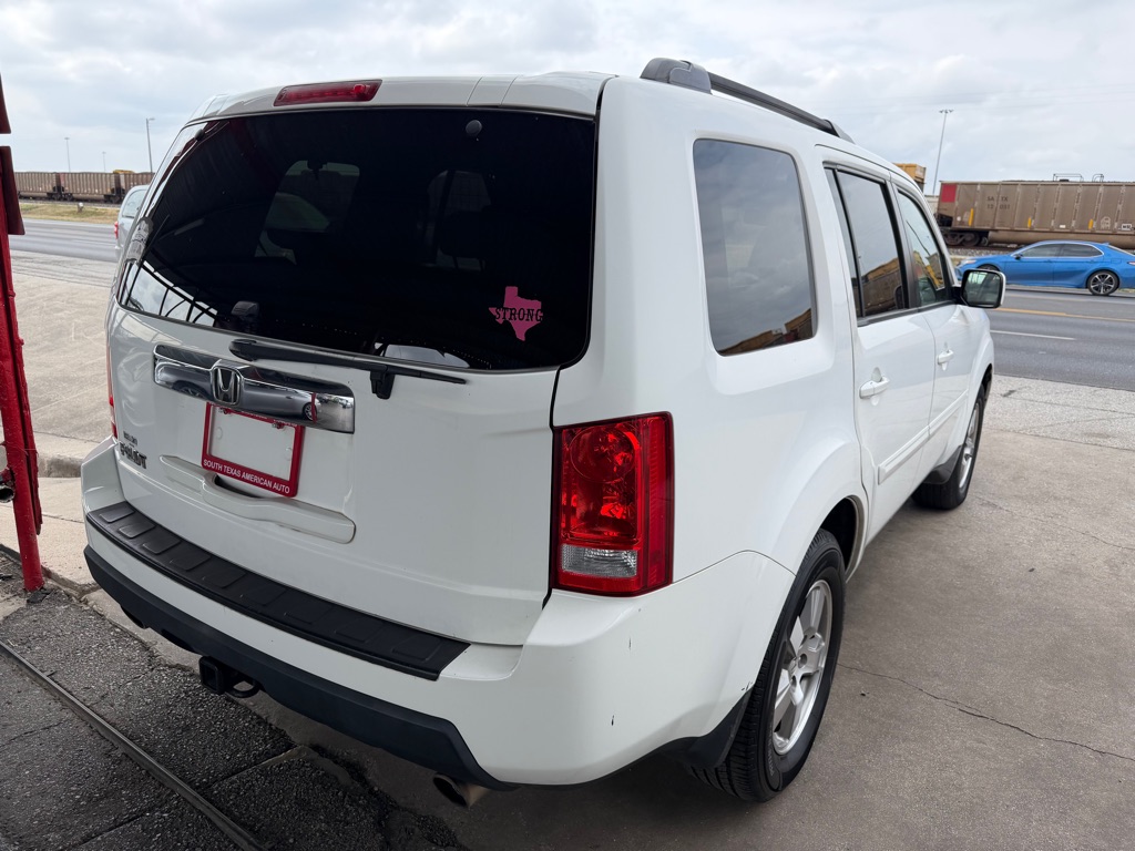 Photo 58 of this HONDA PILOT
