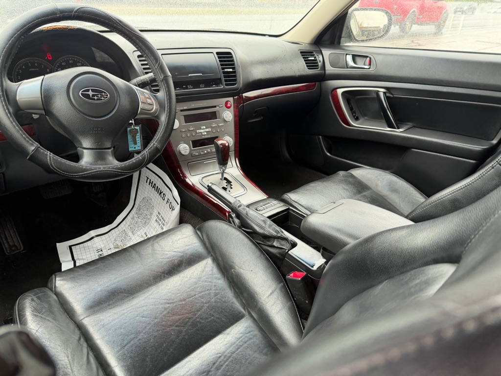 Photo 28 of this SUBARU LEGACY