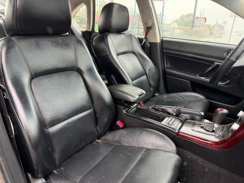 Photo 35 of this SUBARU LEGACY