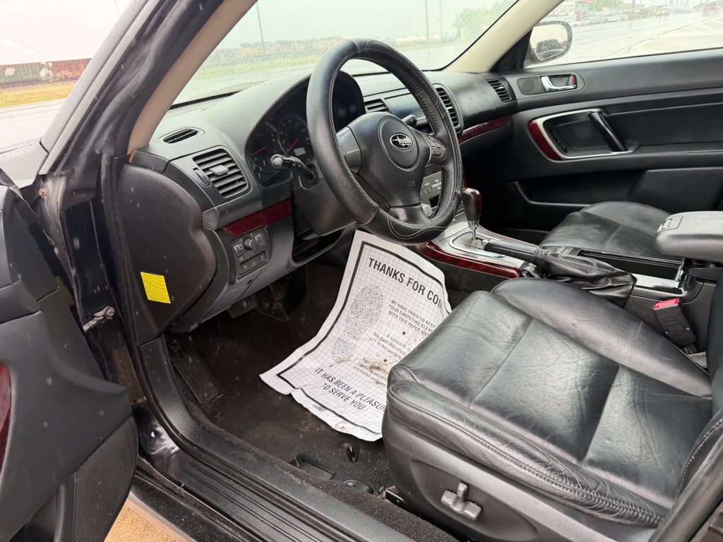 Photo 30 of this SUBARU LEGACY