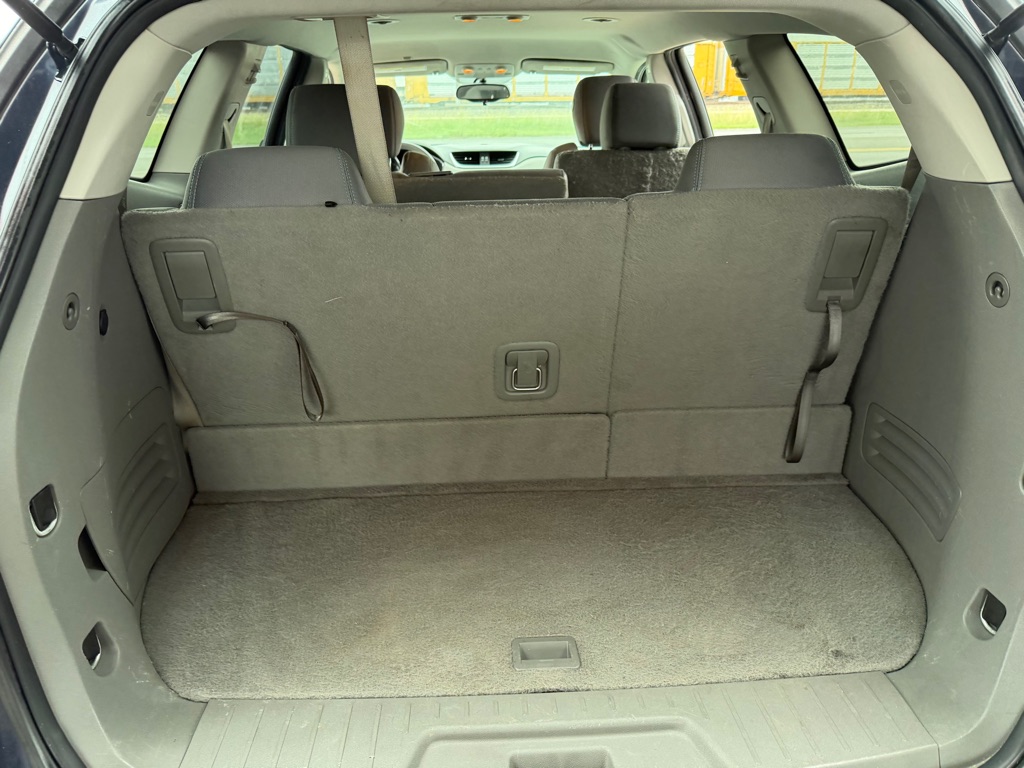 Photo 25 of this CHEVROLET TRAVERSE