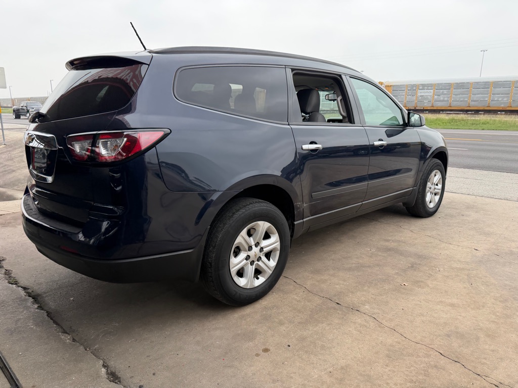 Photo 18 of this CHEVROLET TRAVERSE
