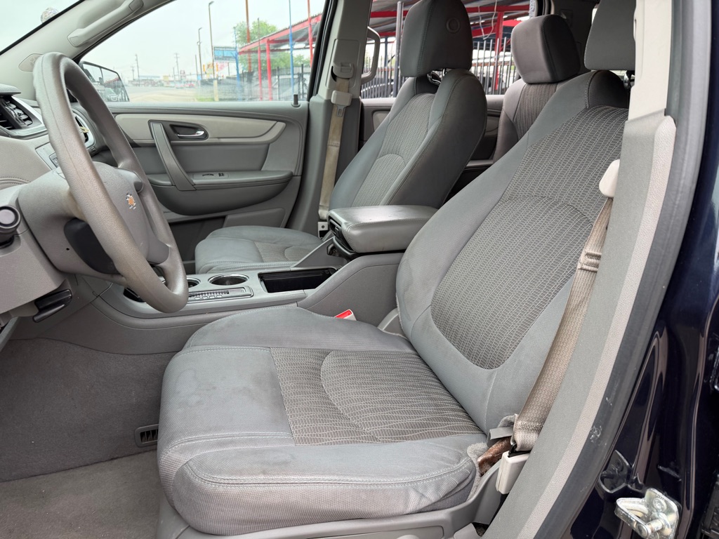 Photo 35 of this CHEVROLET TRAVERSE