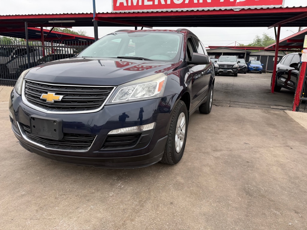 Photo 4 of this CHEVROLET TRAVERSE
