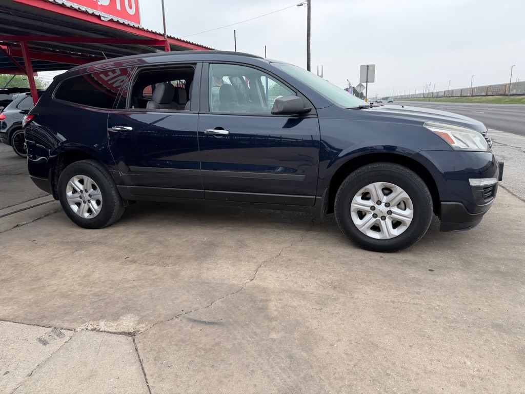 Photo 16 of this CHEVROLET TRAVERSE