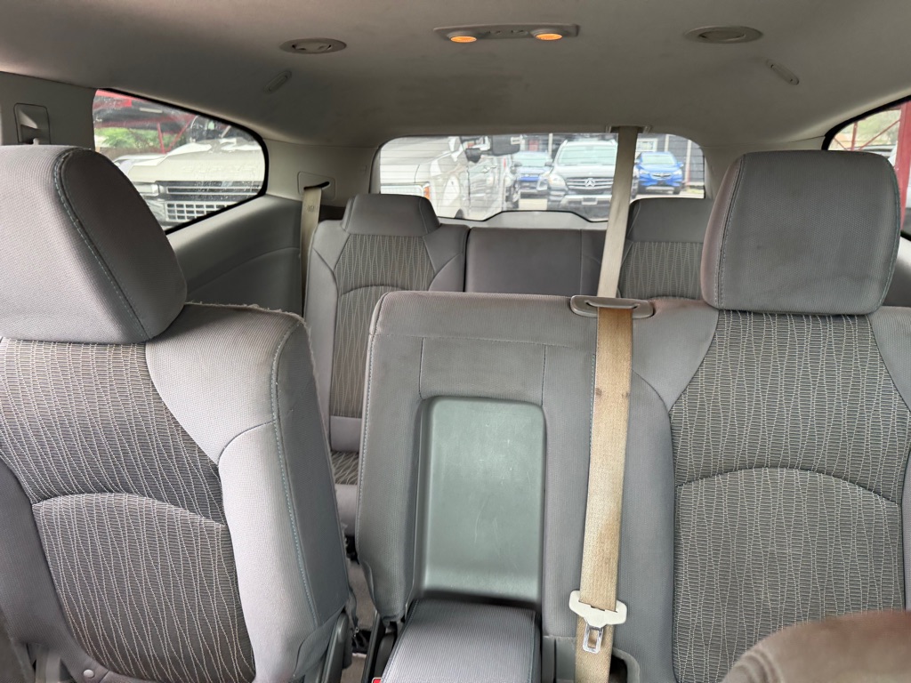 Photo 31 of this CHEVROLET TRAVERSE