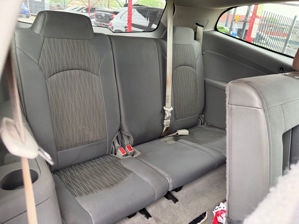Photo 28 of this CHEVROLET TRAVERSE