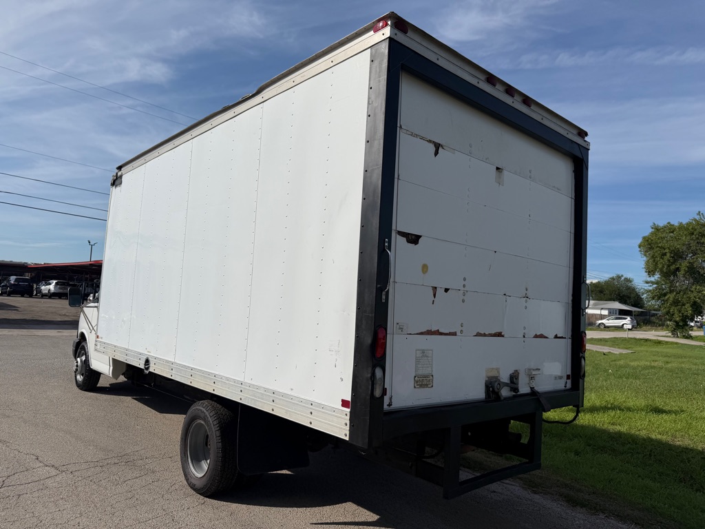 Photo 12 of this CHEVROLET EXPRESS G3500