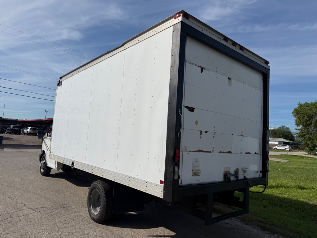 Photo 11 of this CHEVROLET EXPRESS G3500