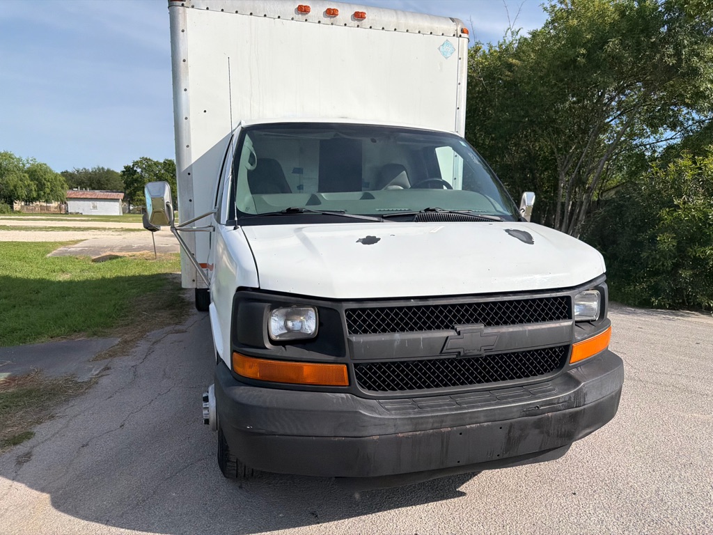 Photo 44 of this CHEVROLET EXPRESS G3500
