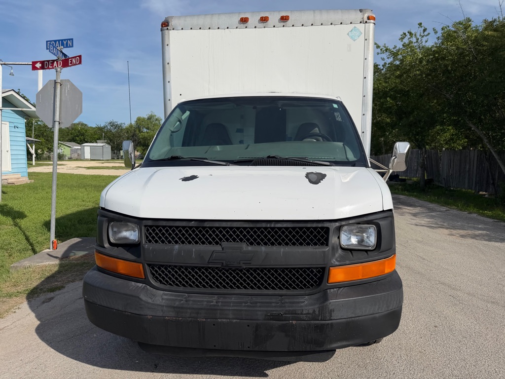 Photo 43 of this CHEVROLET EXPRESS G3500