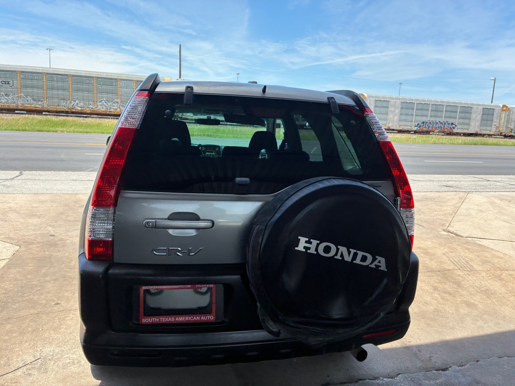 Photo 19 of this HONDA CR-V
