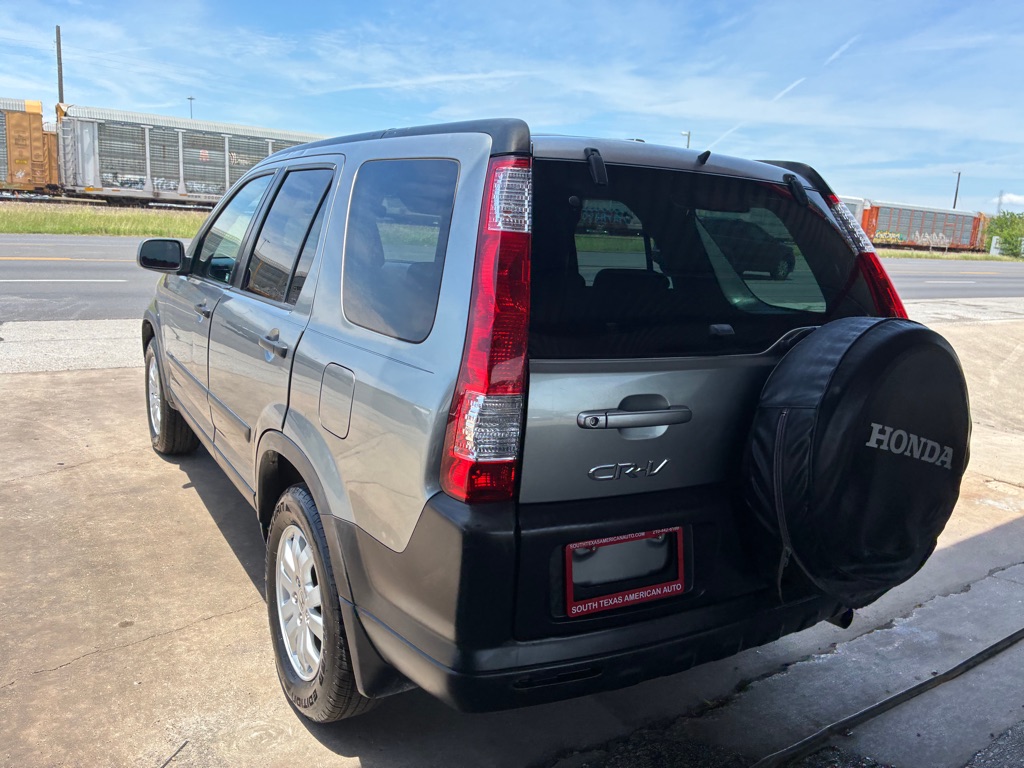 Photo 21 of this HONDA CR-V