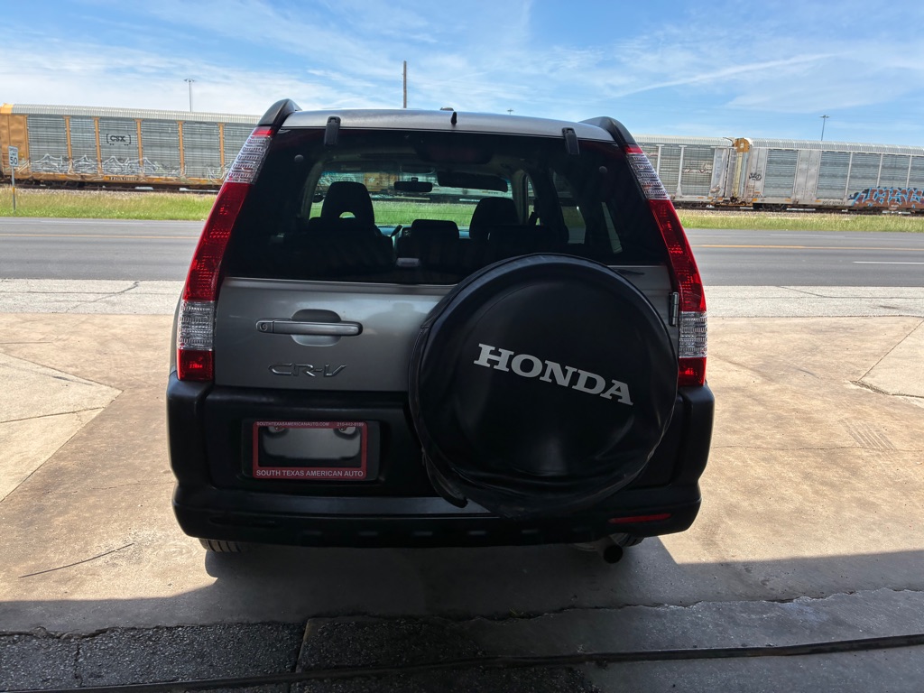 Photo 18 of this HONDA CR-V