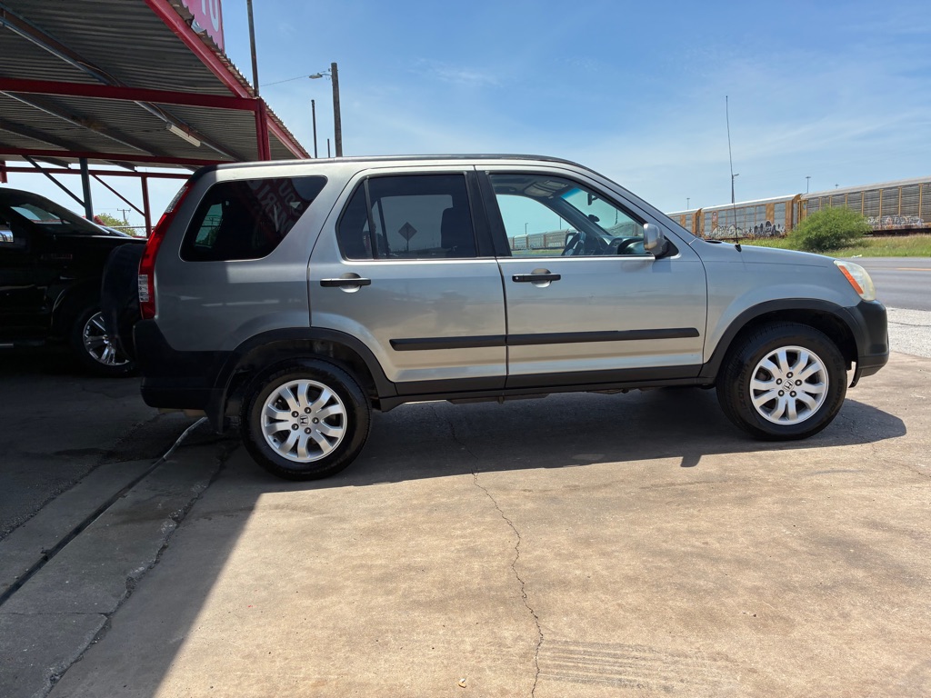 Photo 12 of this HONDA CR-V