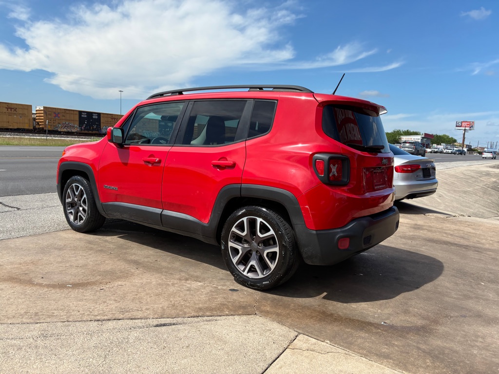 Photo 7 of this JEEP RENEGADE