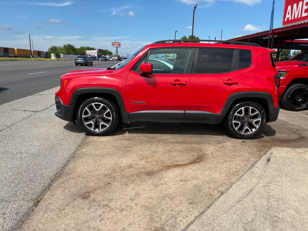 Photo 5 of this JEEP RENEGADE