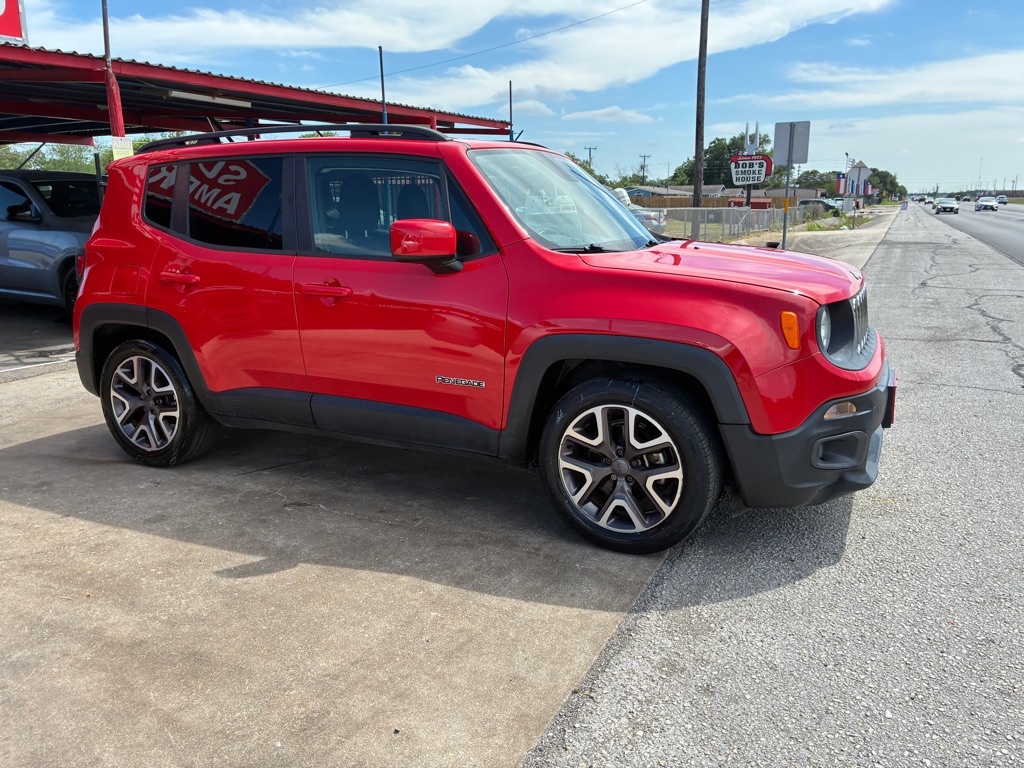 Photo 15 of this JEEP RENEGADE