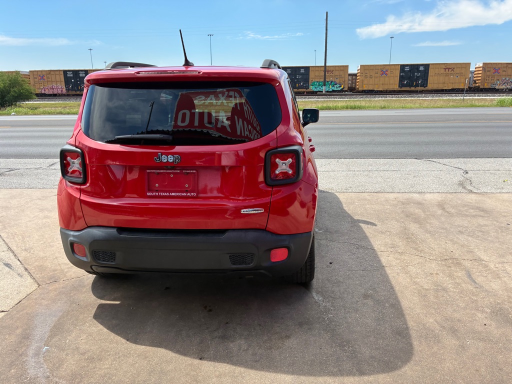Photo 9 of this JEEP RENEGADE